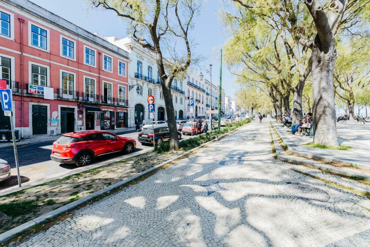 Rent4Rest Sao Bento Charming Apartment Lisbon Exterior photo